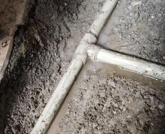 灵石漏水维修电话